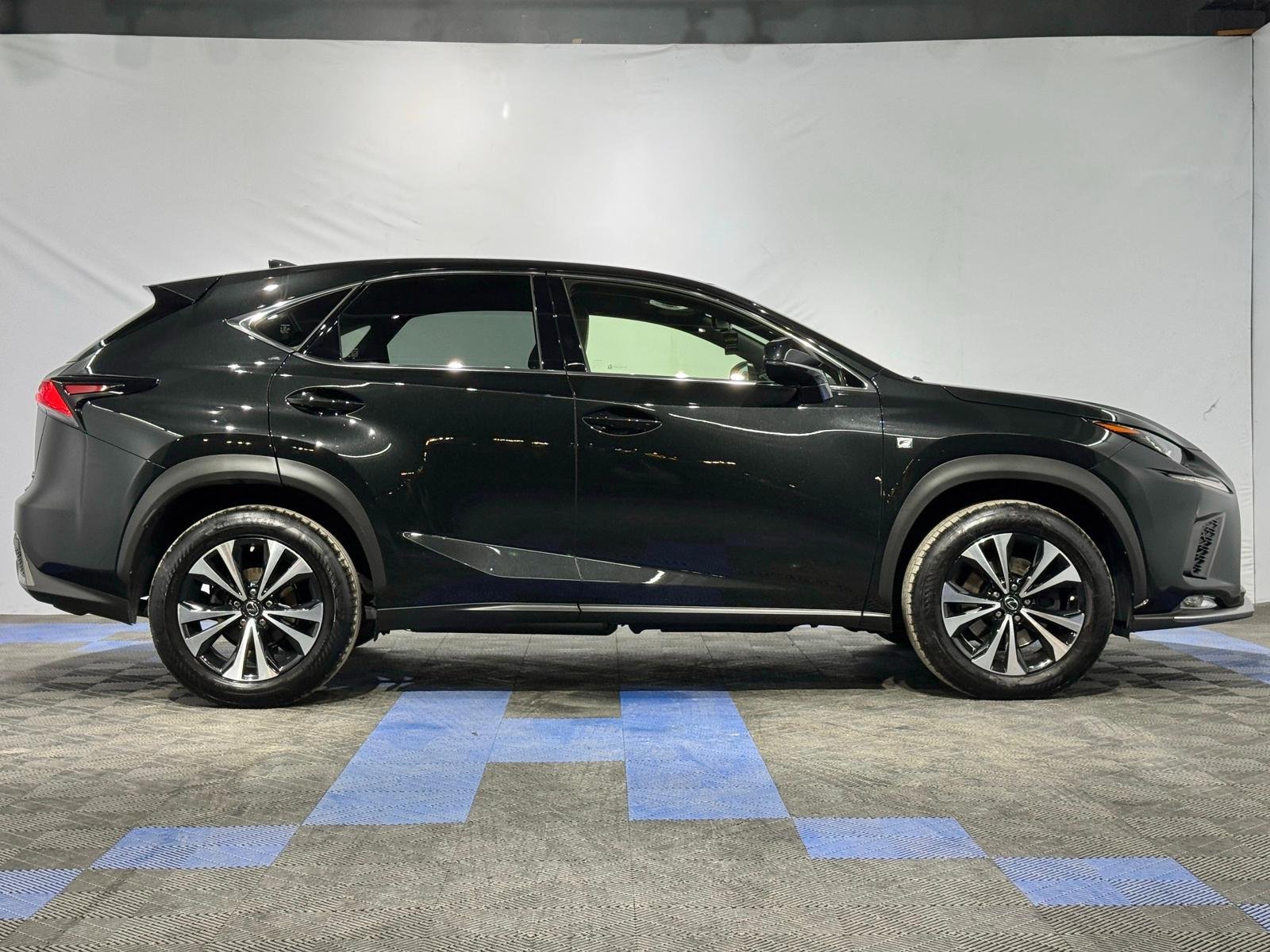 Lexus NX II (2021 - ) image