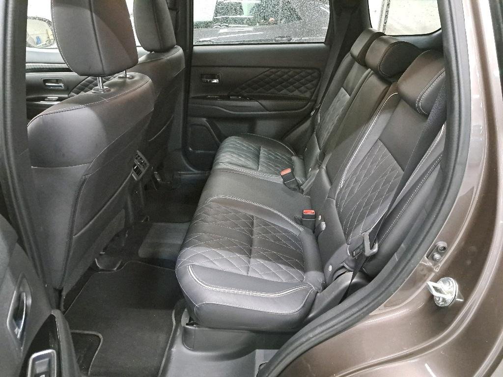 Mitsubishi Outlander III (2012 - 2021) image