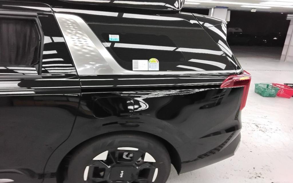 Kia Carnival IV (2020 - ) image