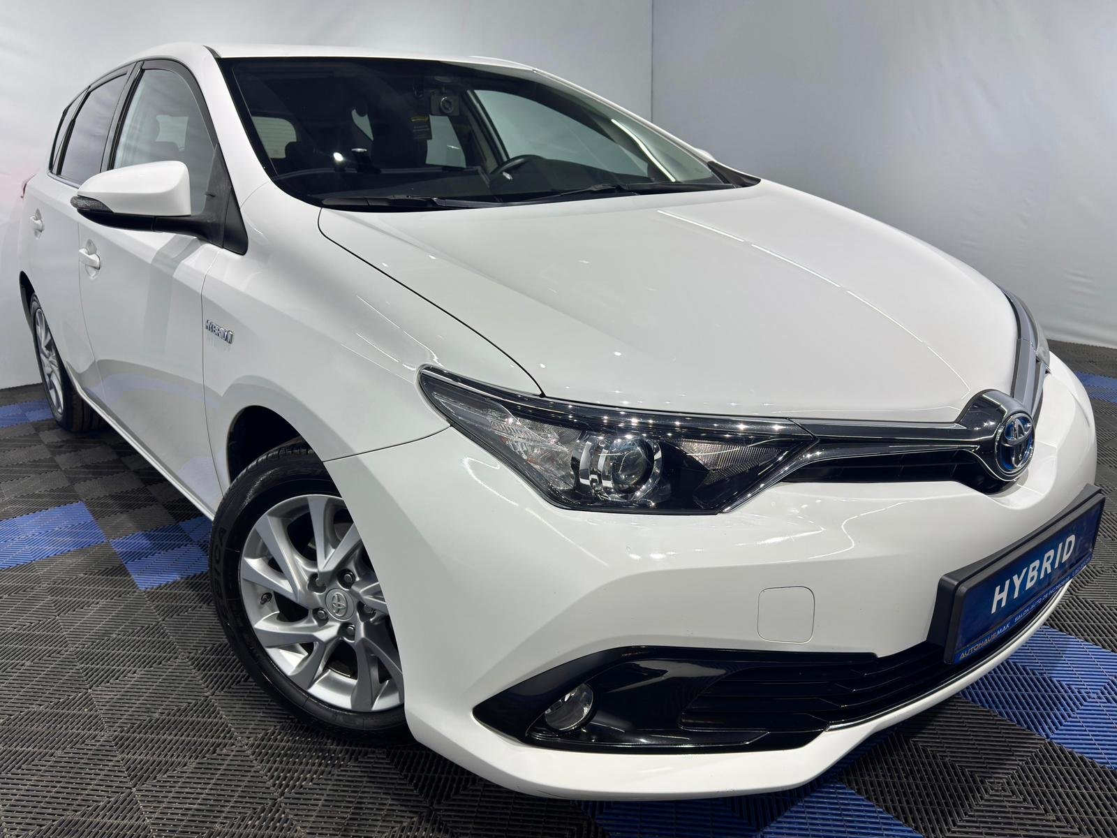 Toyota Auris 2012 - 2018 image