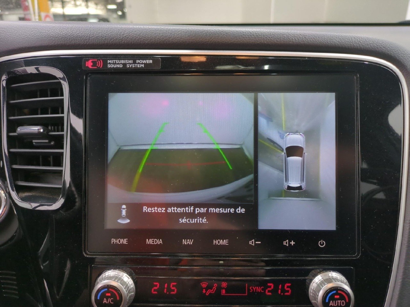 Mitsubishi Outlander III (2012 - 2021) image