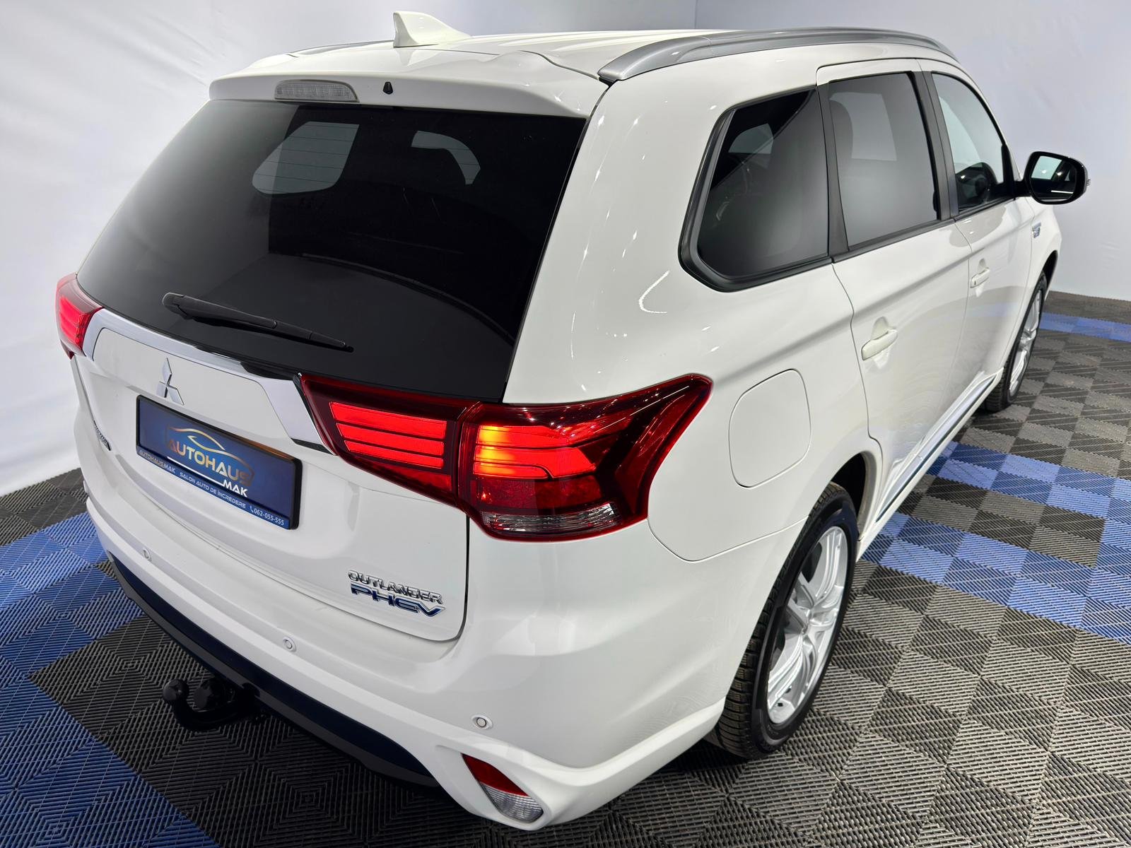 Mitsubishi Outlander III (2012 - 2021) image