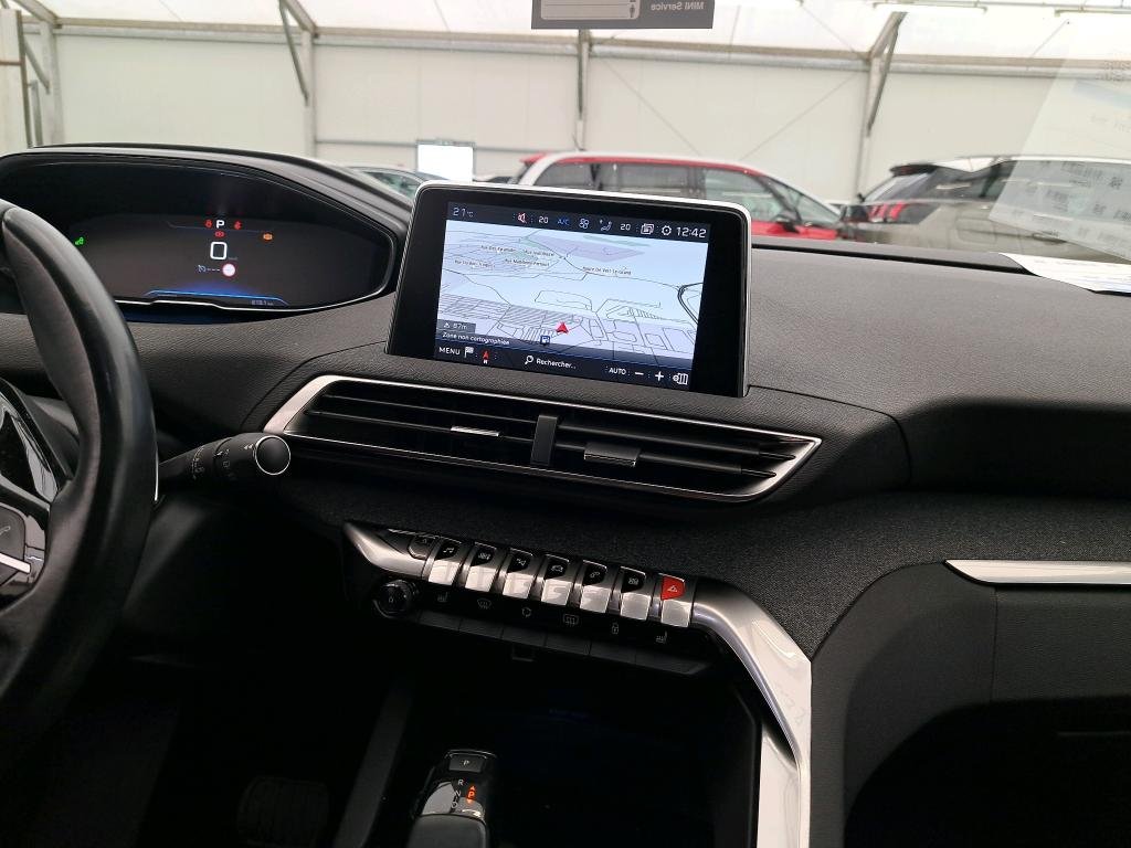 Peugeot 3008 II (2016 - ) image