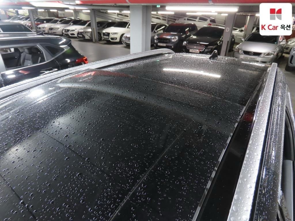 Hyundai Santa Fe IV (2018 - ) image