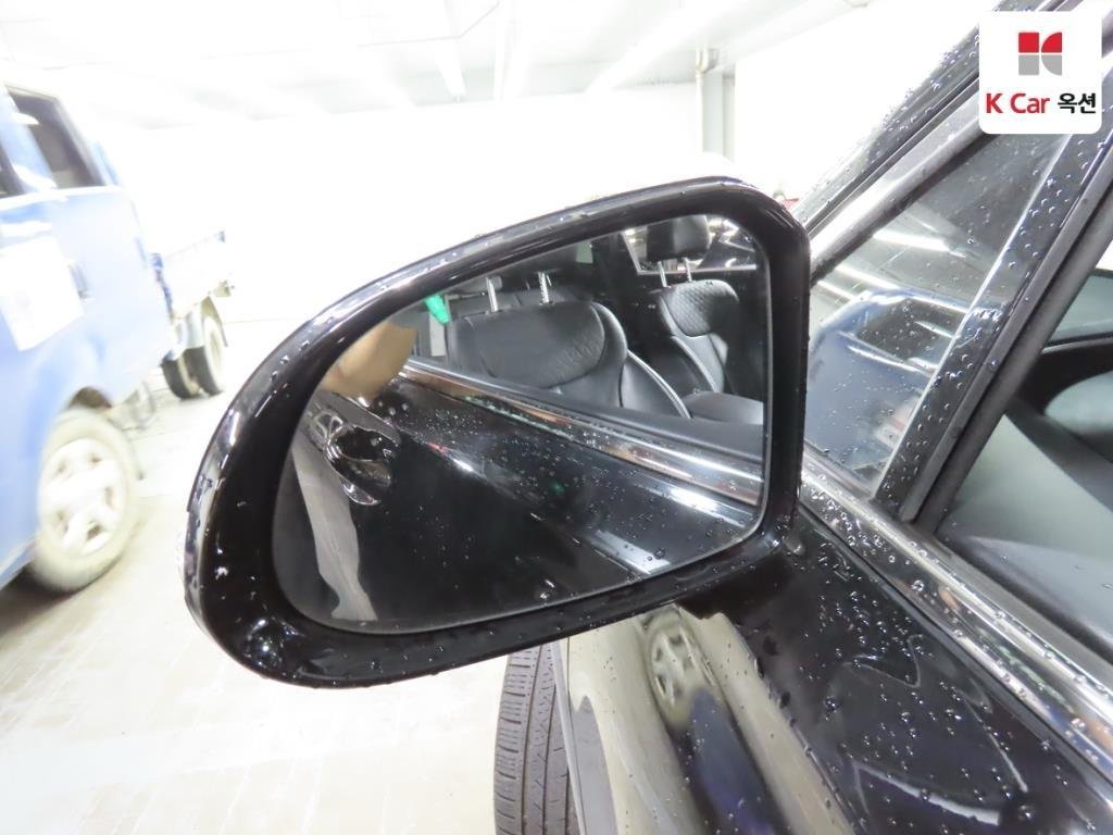 Hyundai Santa Fe IV (2018 - ) image