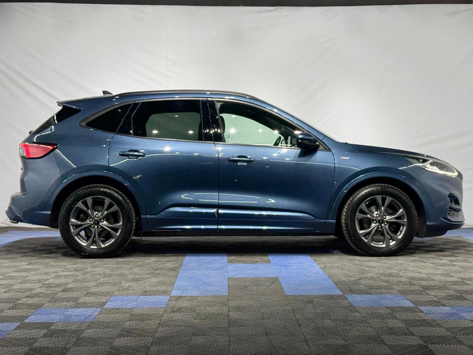 Ford Kuga III (2019 - ) image