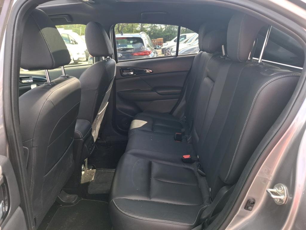 Mitsubishi Eclipse IV (2012 - 2015) image