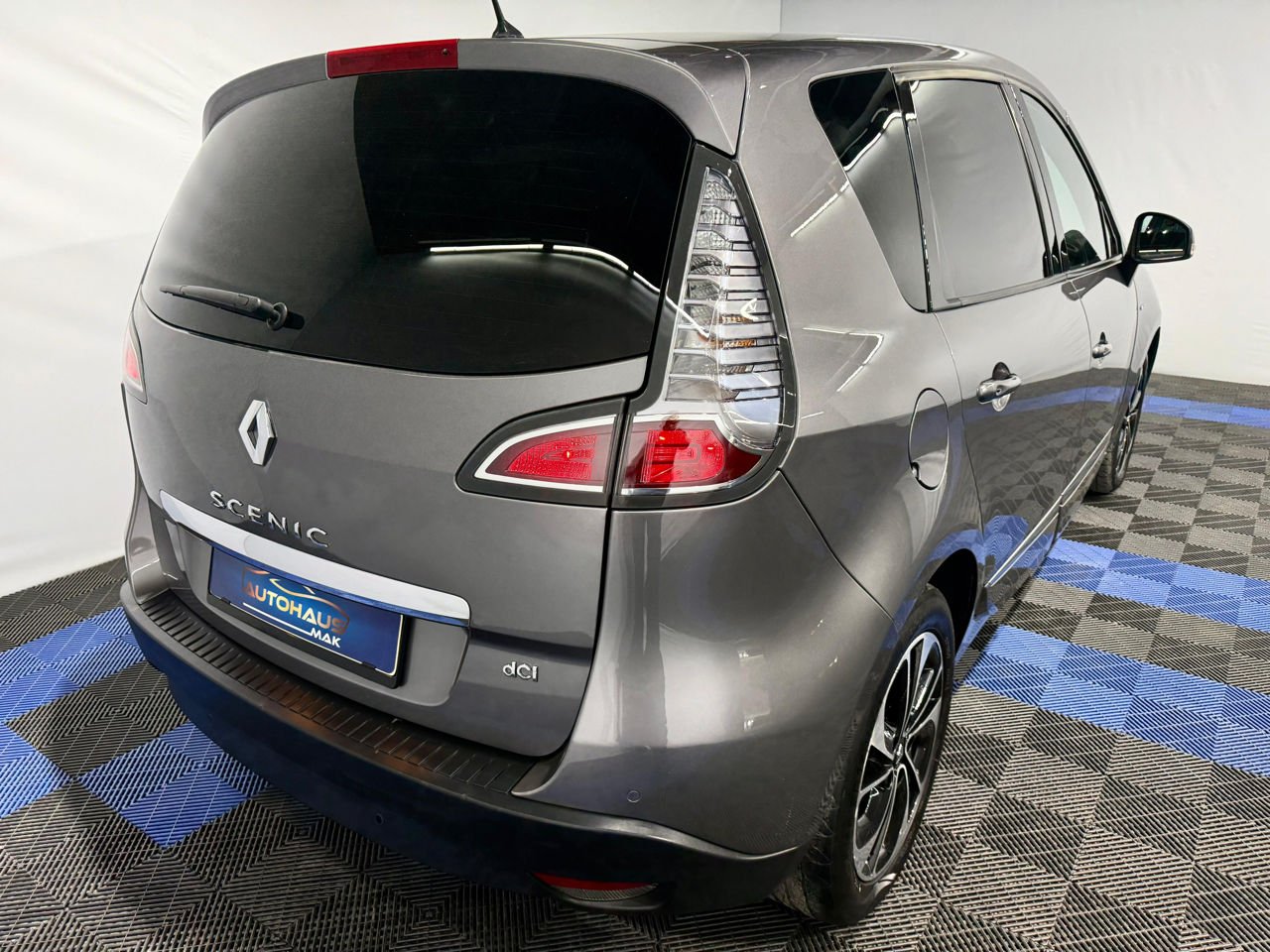 Renault Scenic III (2009 - 2016) image