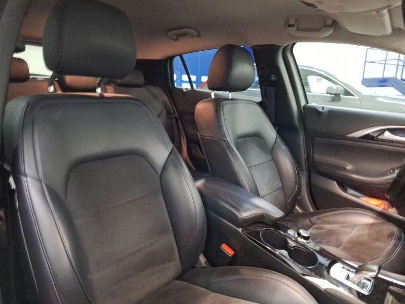 Infiniti Q30 I (2015 - 2020) image