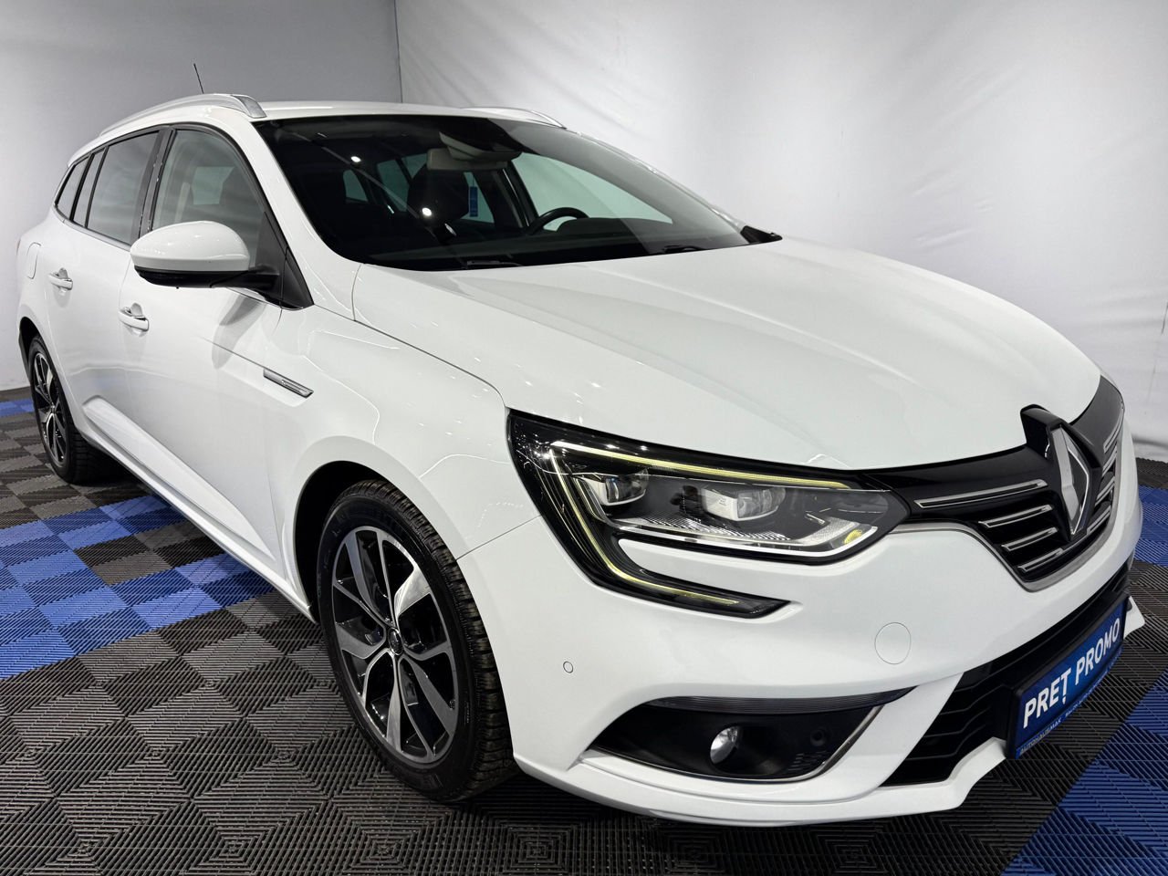 Renault Megane IV (2016 - ) image