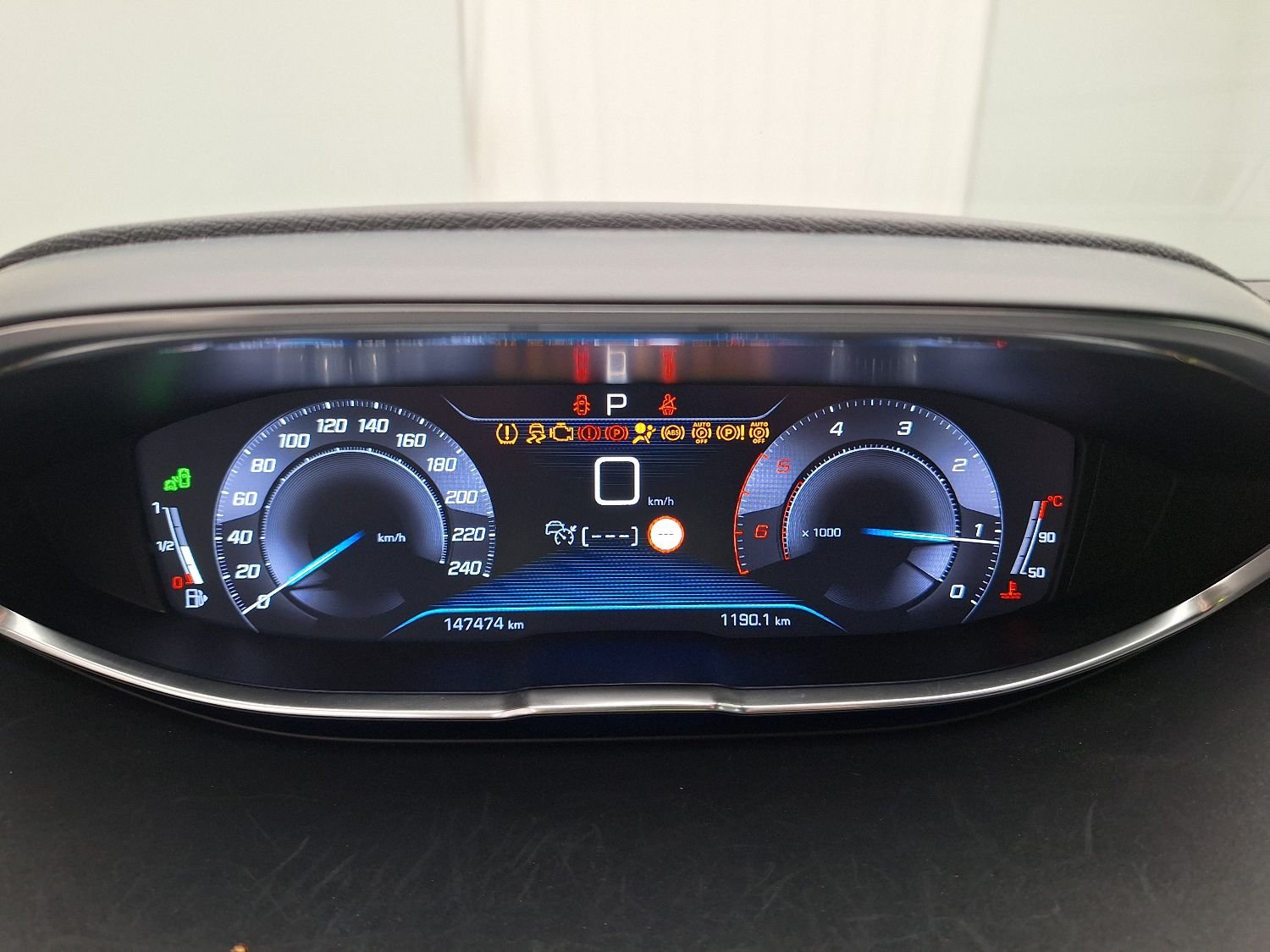 Peugeot 5008 II (2017 - ) image