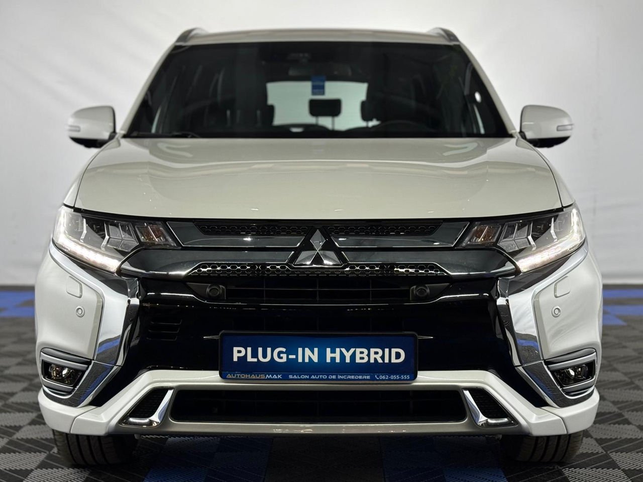 Mitsubishi Outlander I (2013 - 2018) image