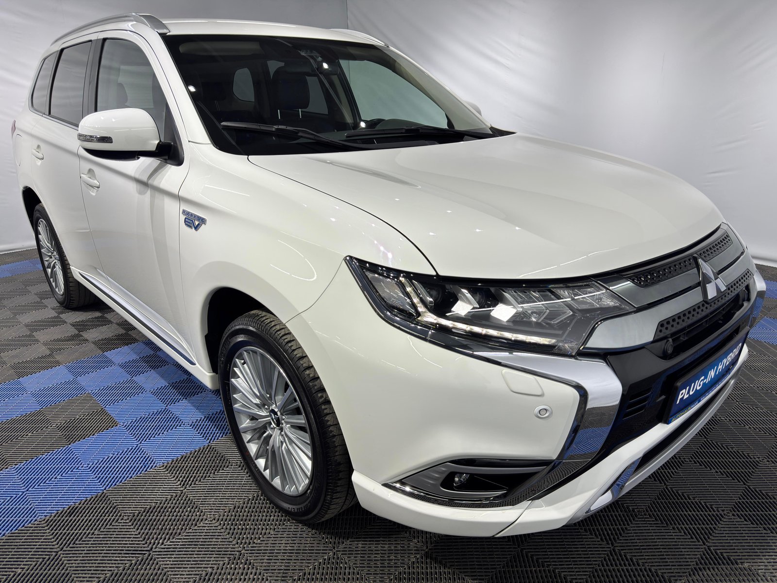 Mitsubishi Outlander III (2012 - 2021) image