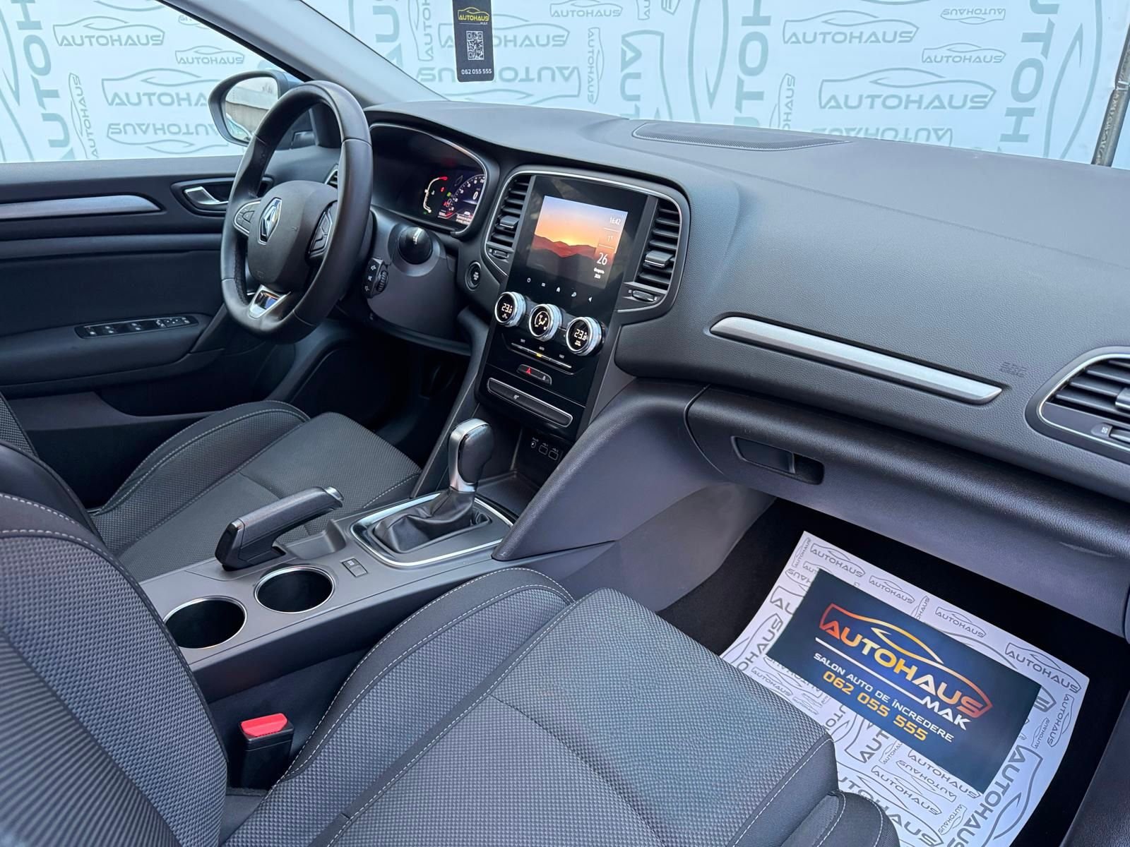 Renault Megane IV (2016 - ) image