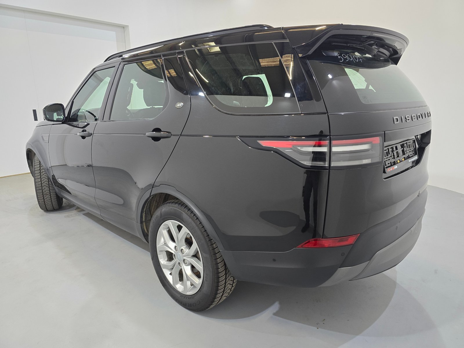 Land Rover Discovery V (2017 - ) image