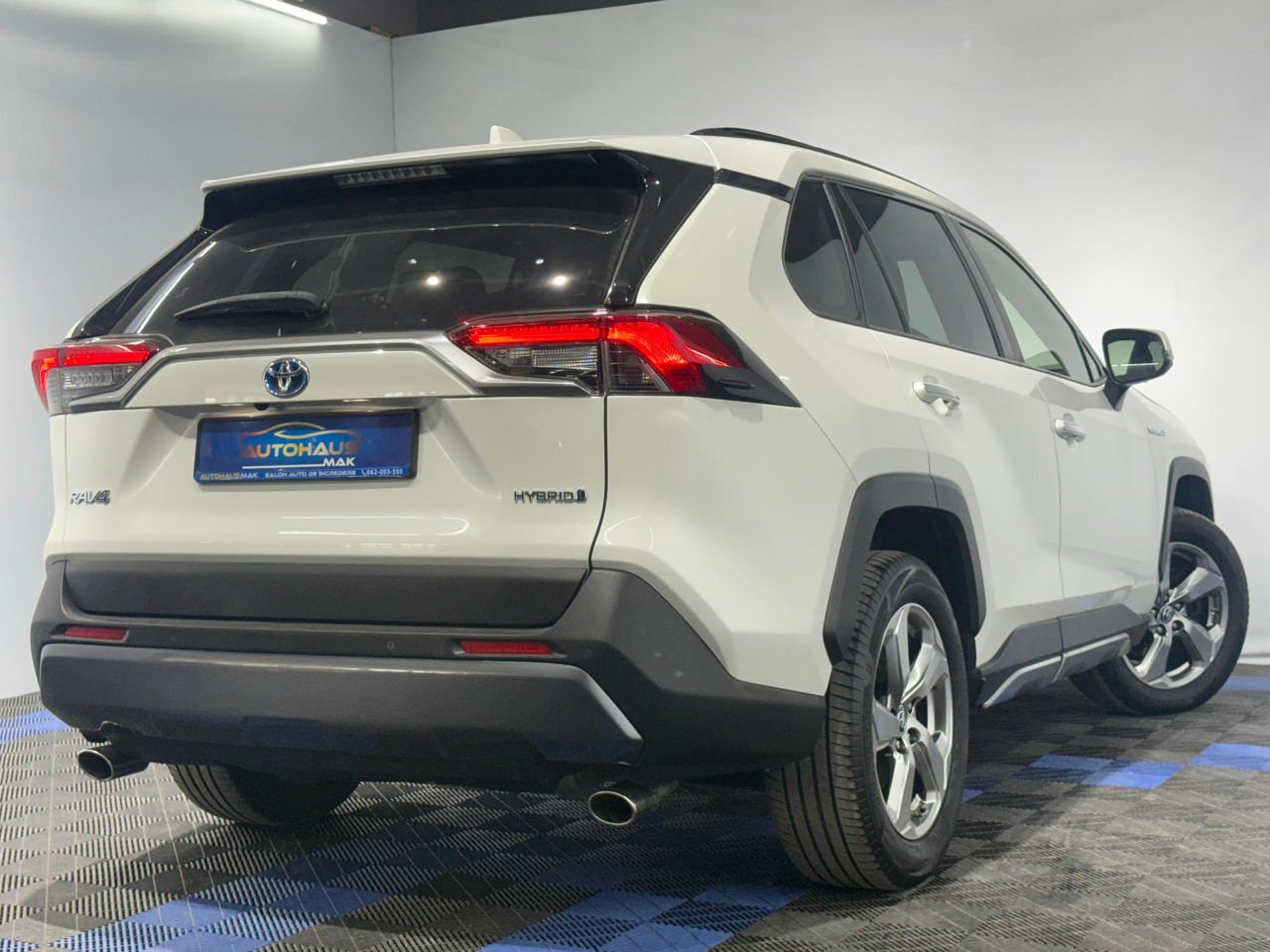 Toyota RAV4 2018 - image