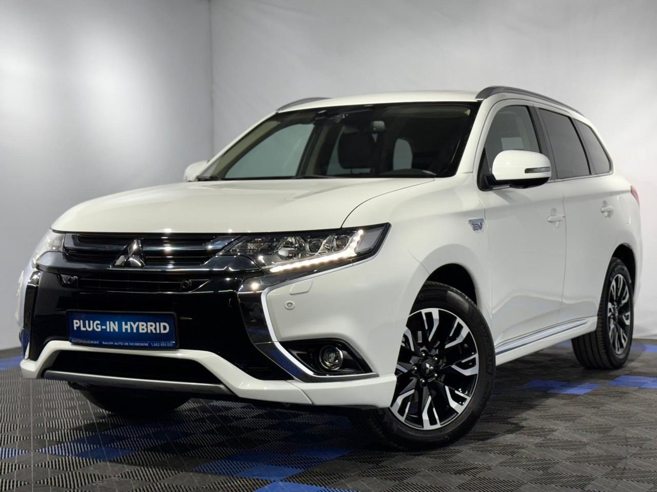 Mitsubishi Outlander III (2012 - 2021) image