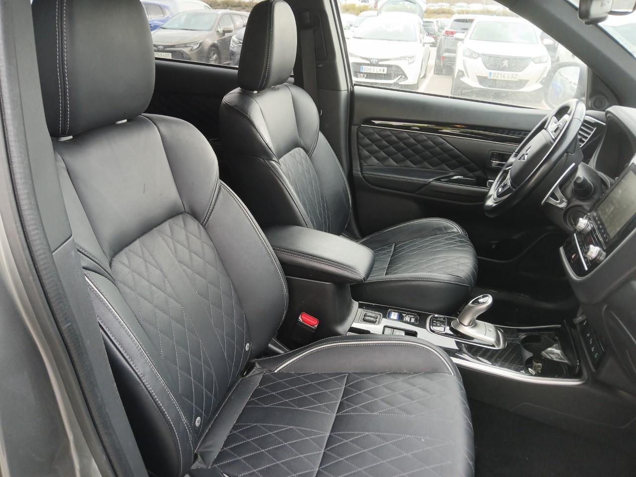 Mitsubishi Outlander II (2019 - ) image