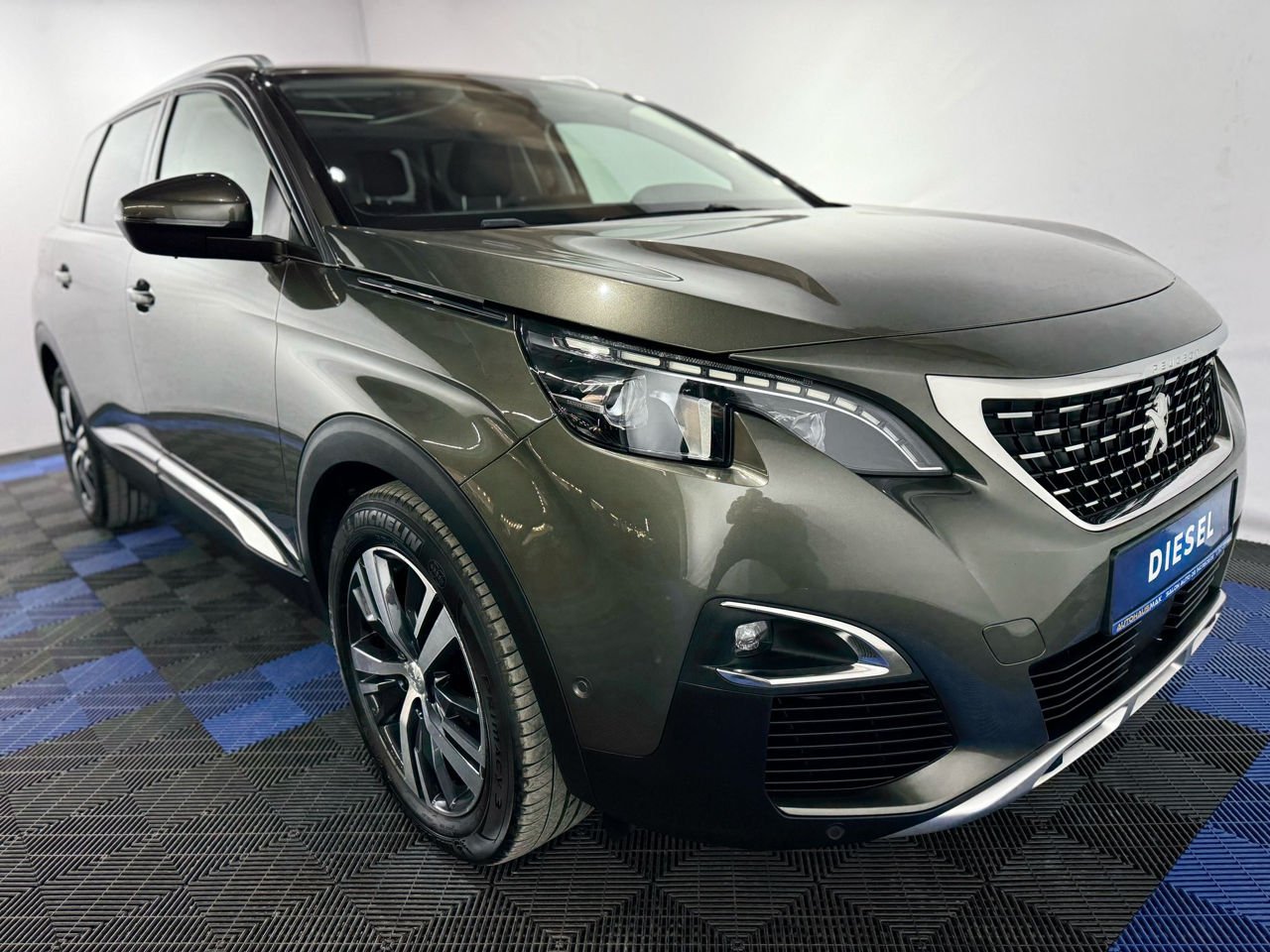 Peugeot 5008 II (2017 - ) image