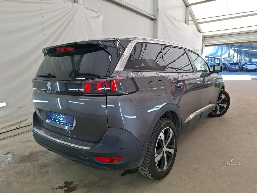 Peugeot 5008 II (2017 - ) image