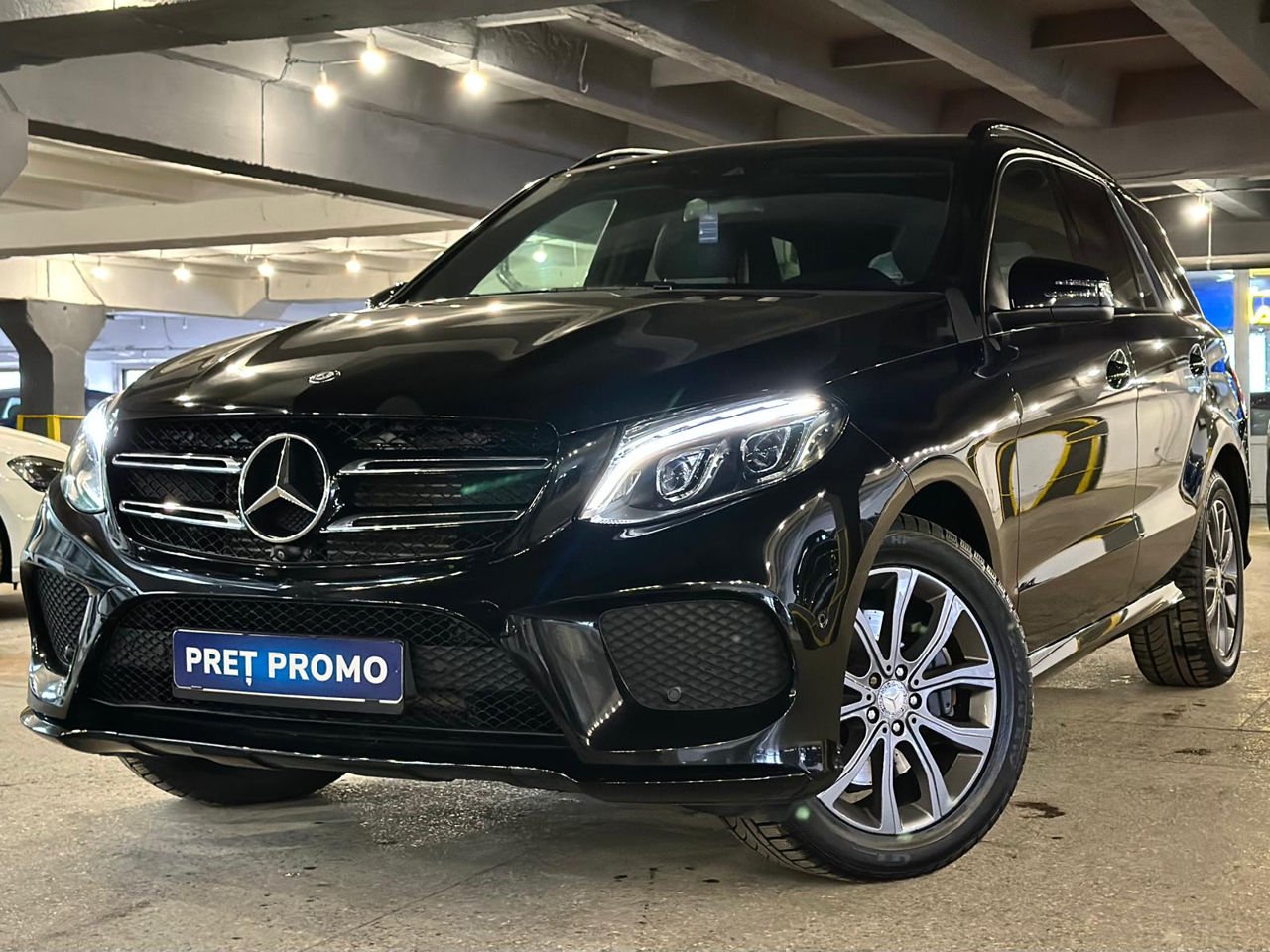 Mercedes-Benz GLE-Class W166 (2015 - 2019) image