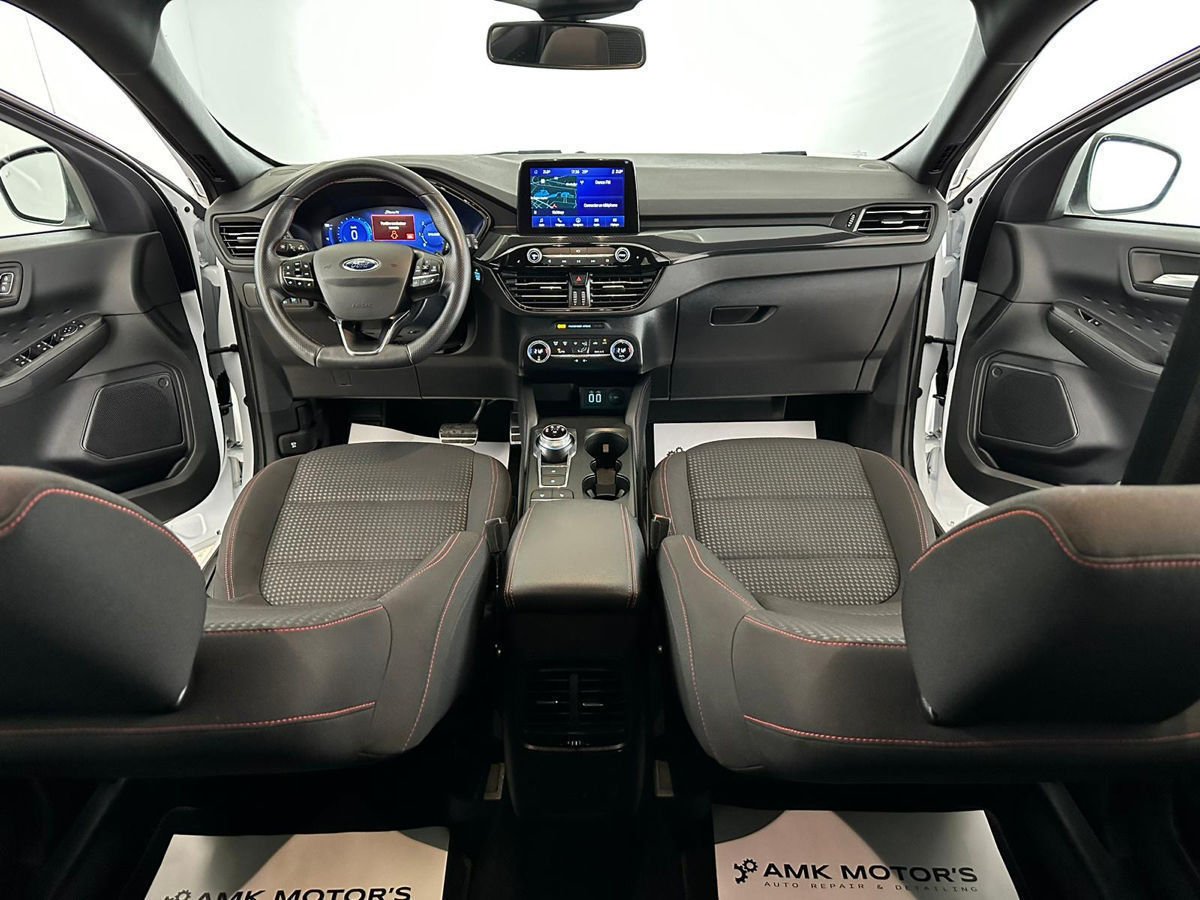 Ford Kuga III (2019 - ) image