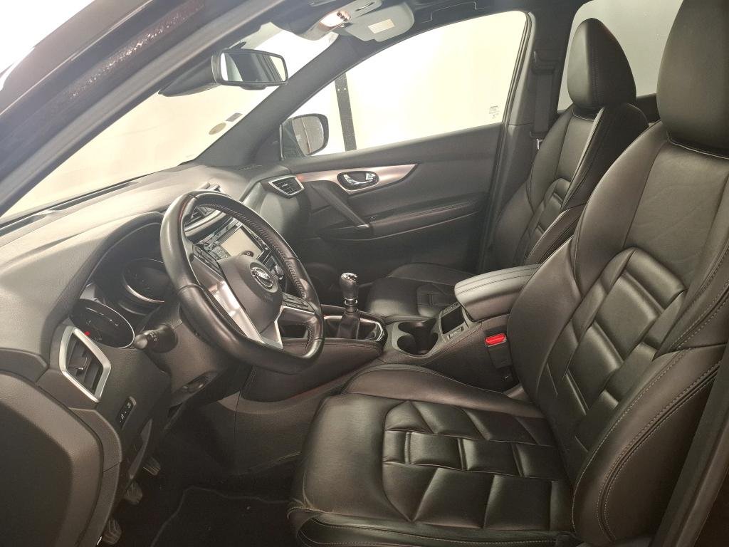 Nissan Qashqai J11 (2013 - 2021) image