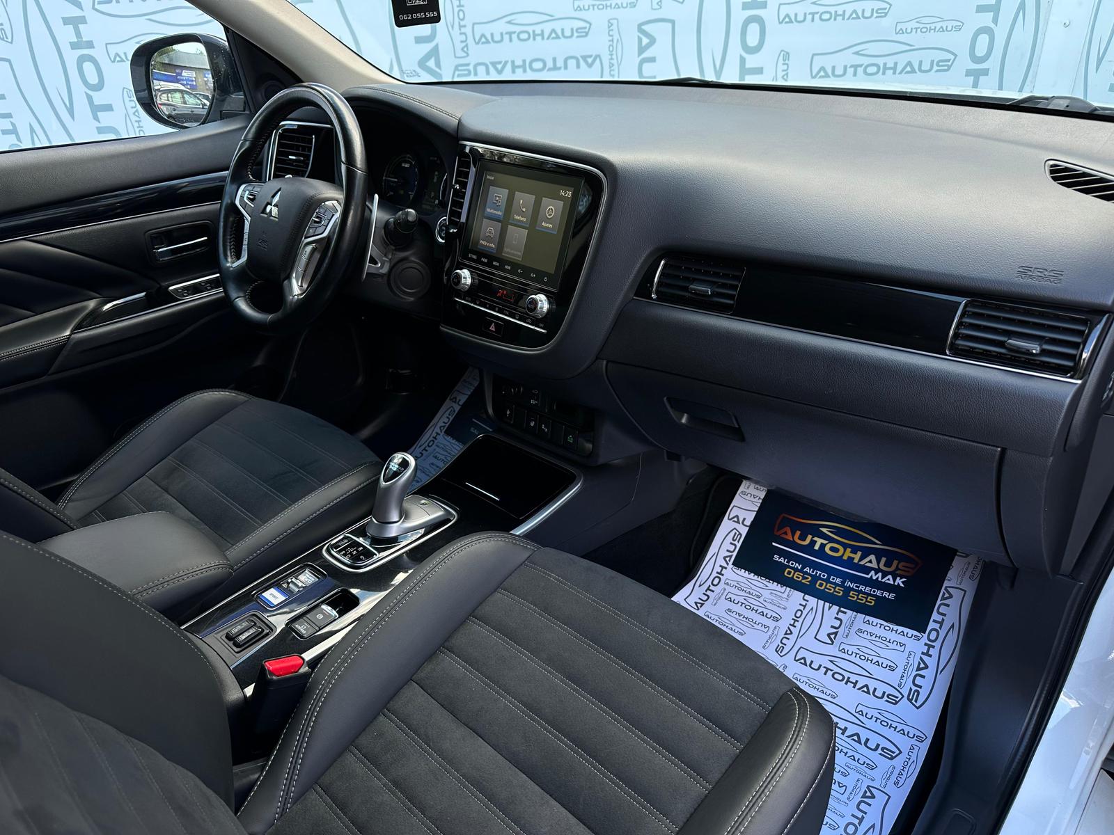 Mitsubishi Outlander III (2012 - 2021) image