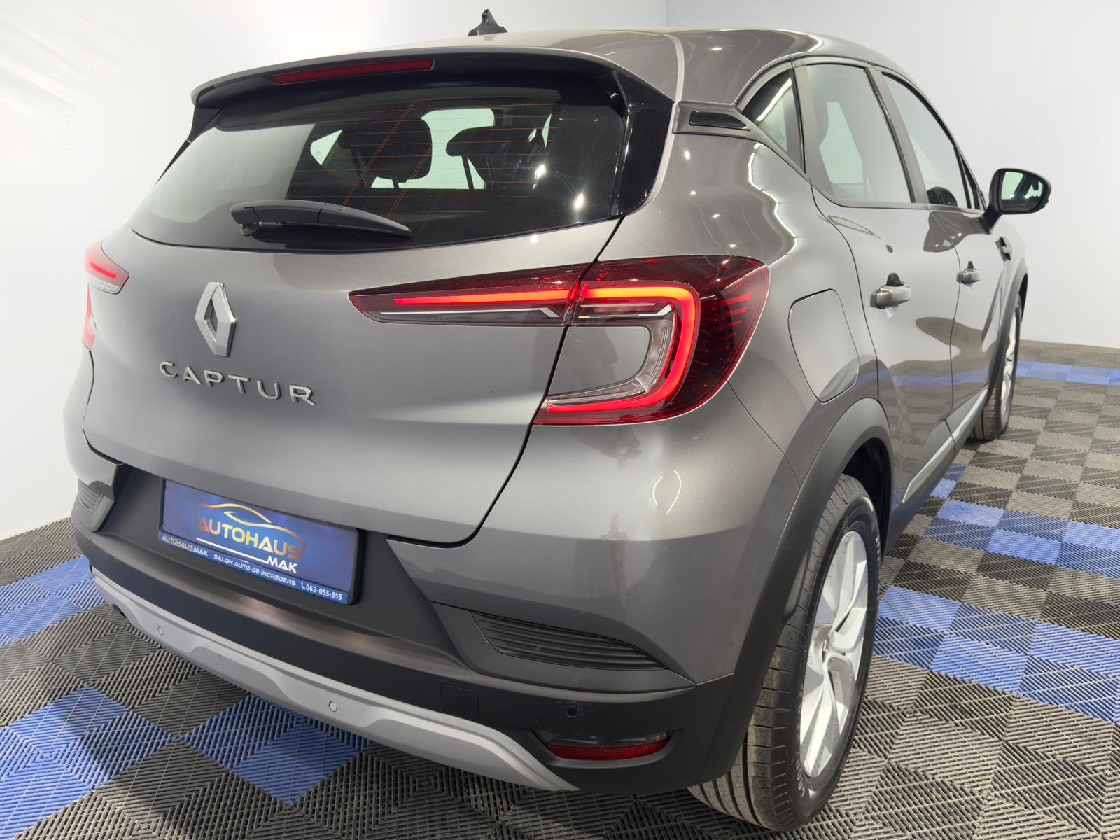 Renault Captur II (2019 - ) image