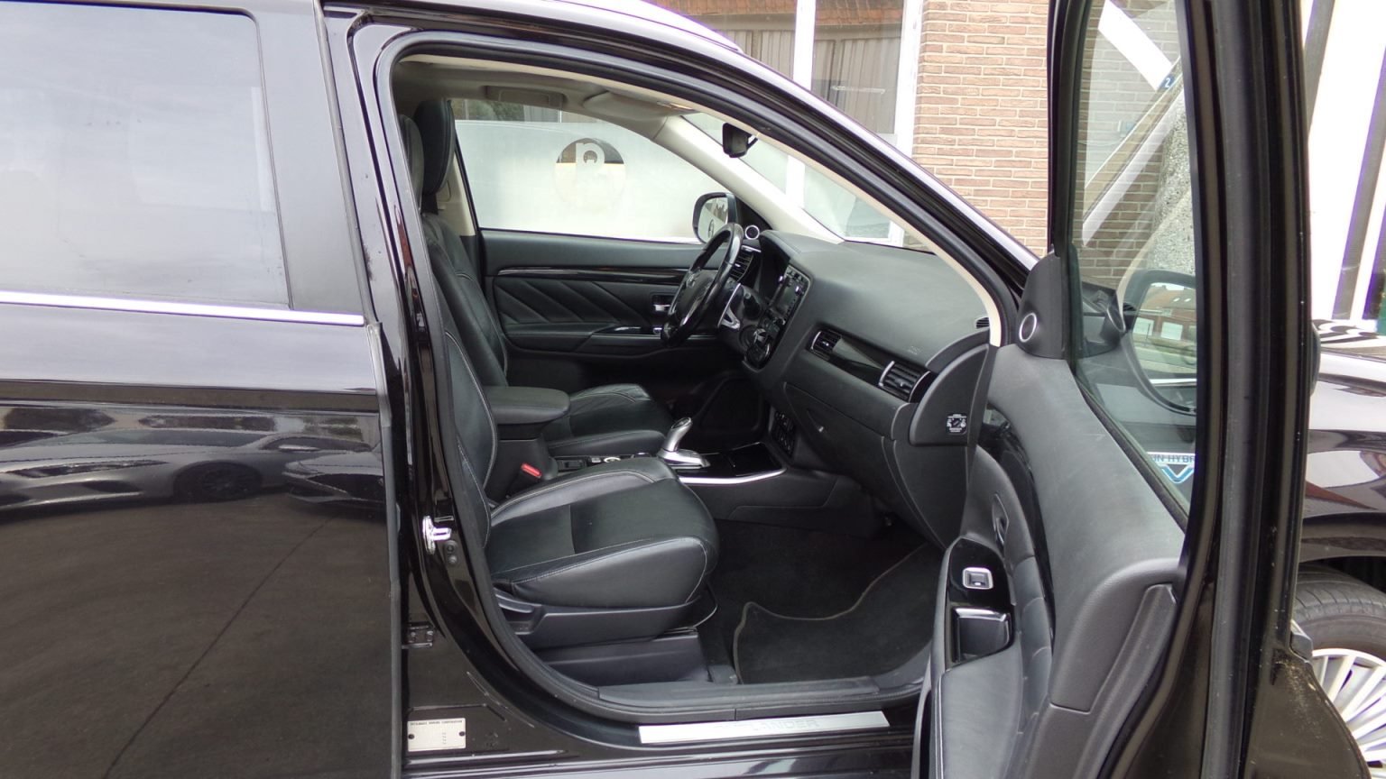 Mitsubishi Outlander III (2012 - 2021) image