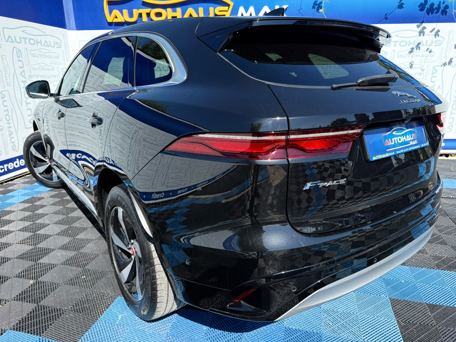 Jaguar F-PACE I (2015 - ) image