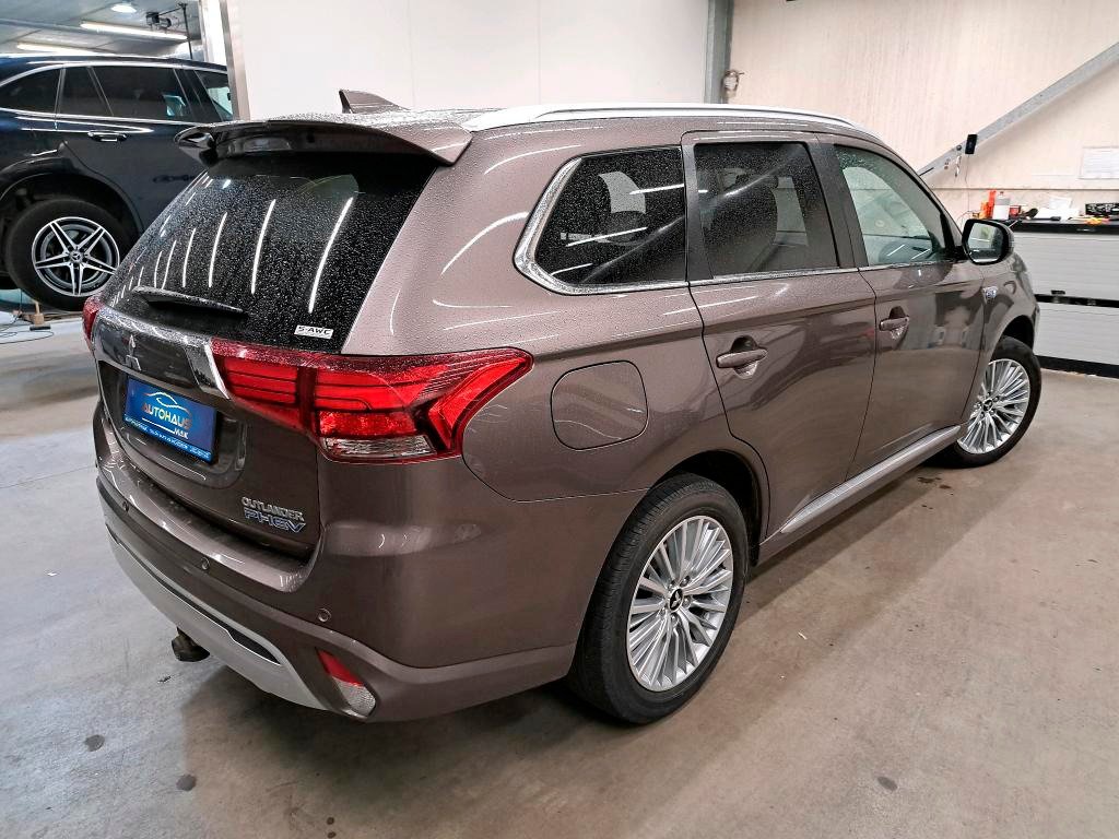 Mitsubishi Outlander III (2012 - 2021) image