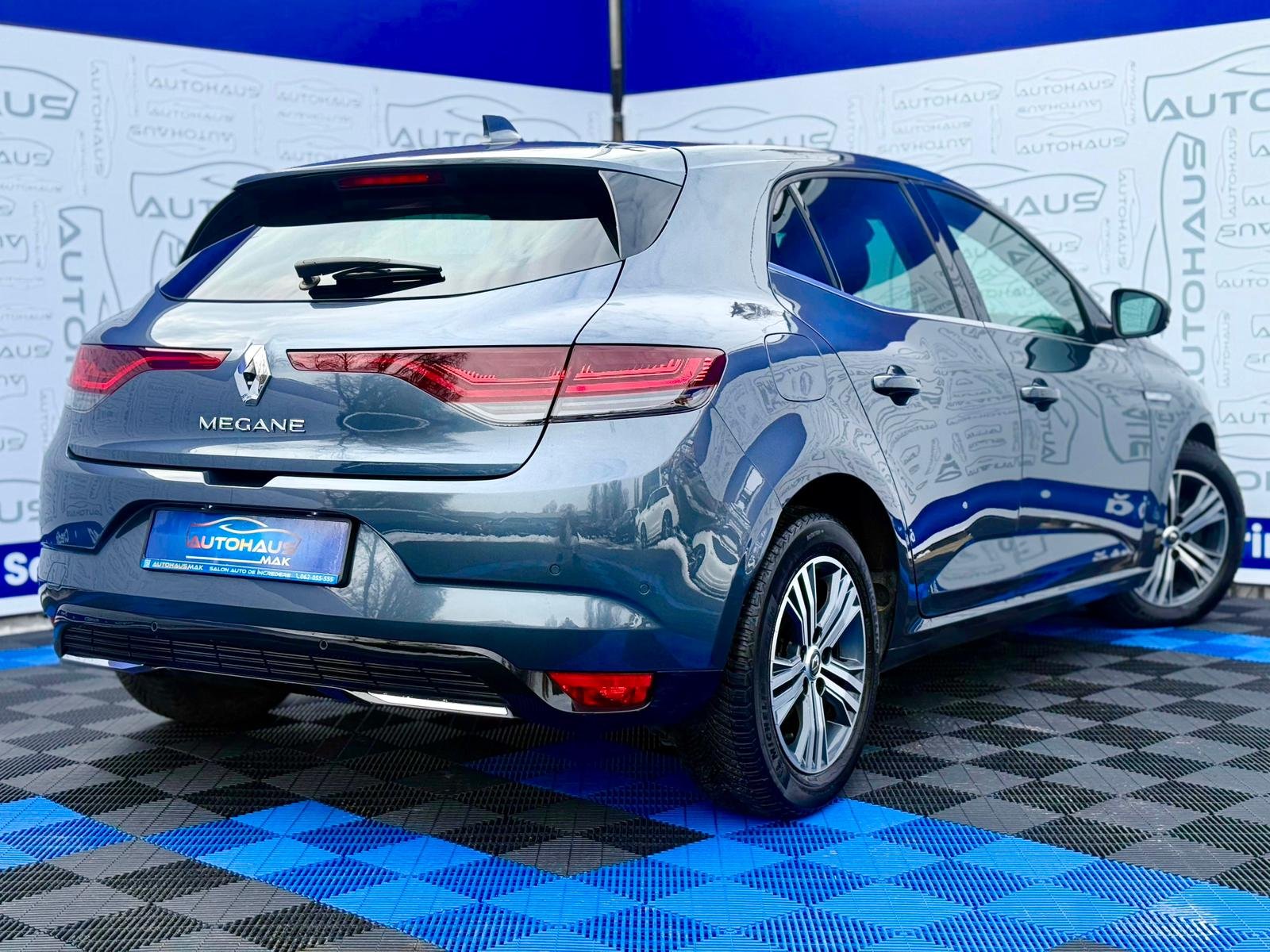 Renault Megane IV (2016 - ) image