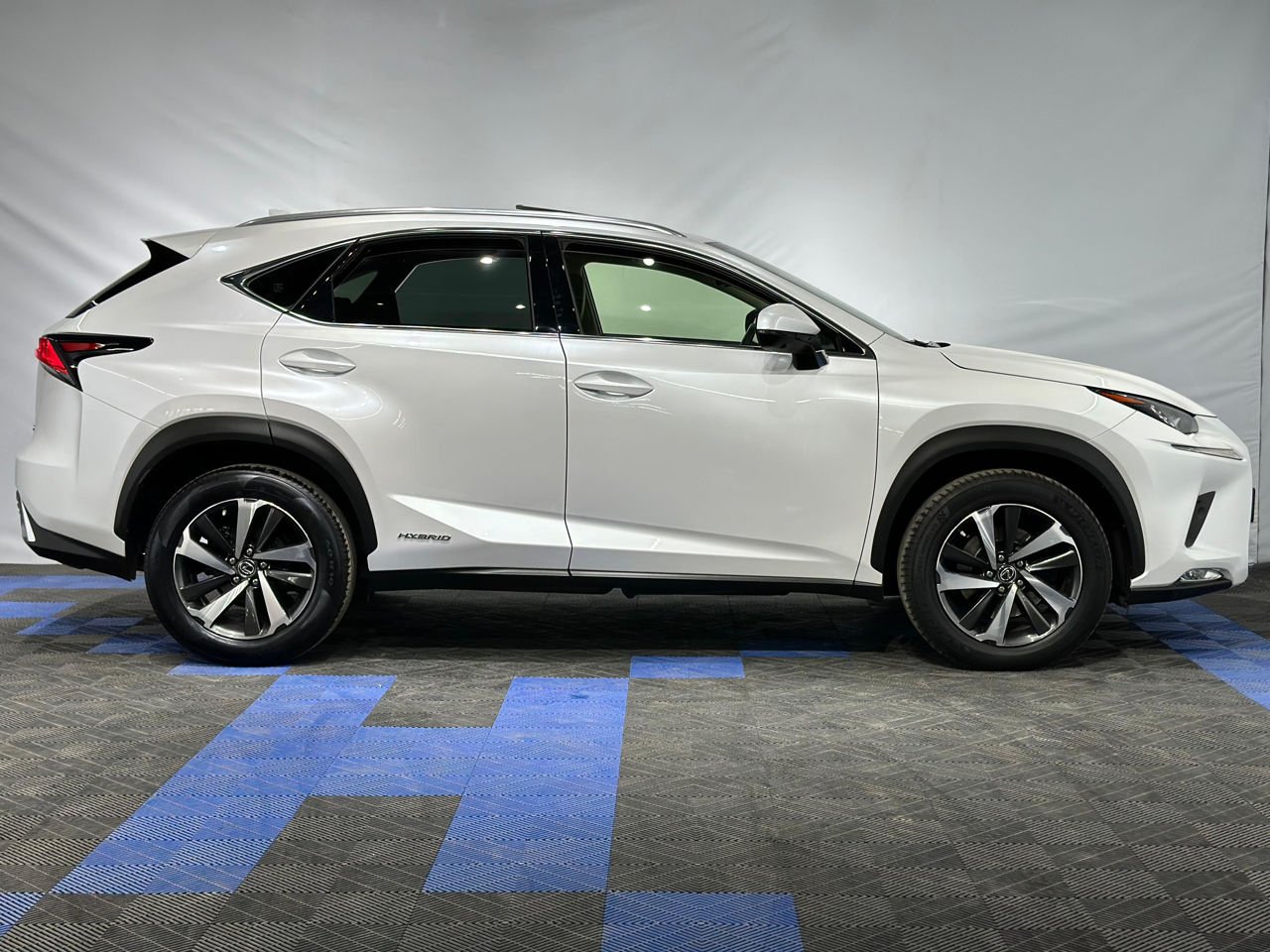 Lexus NX I (2014 - 2021) image