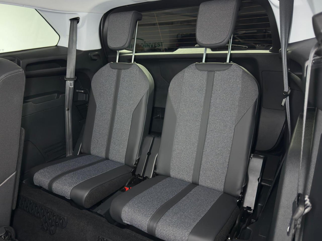 Peugeot 5008 II (2017 - ) image