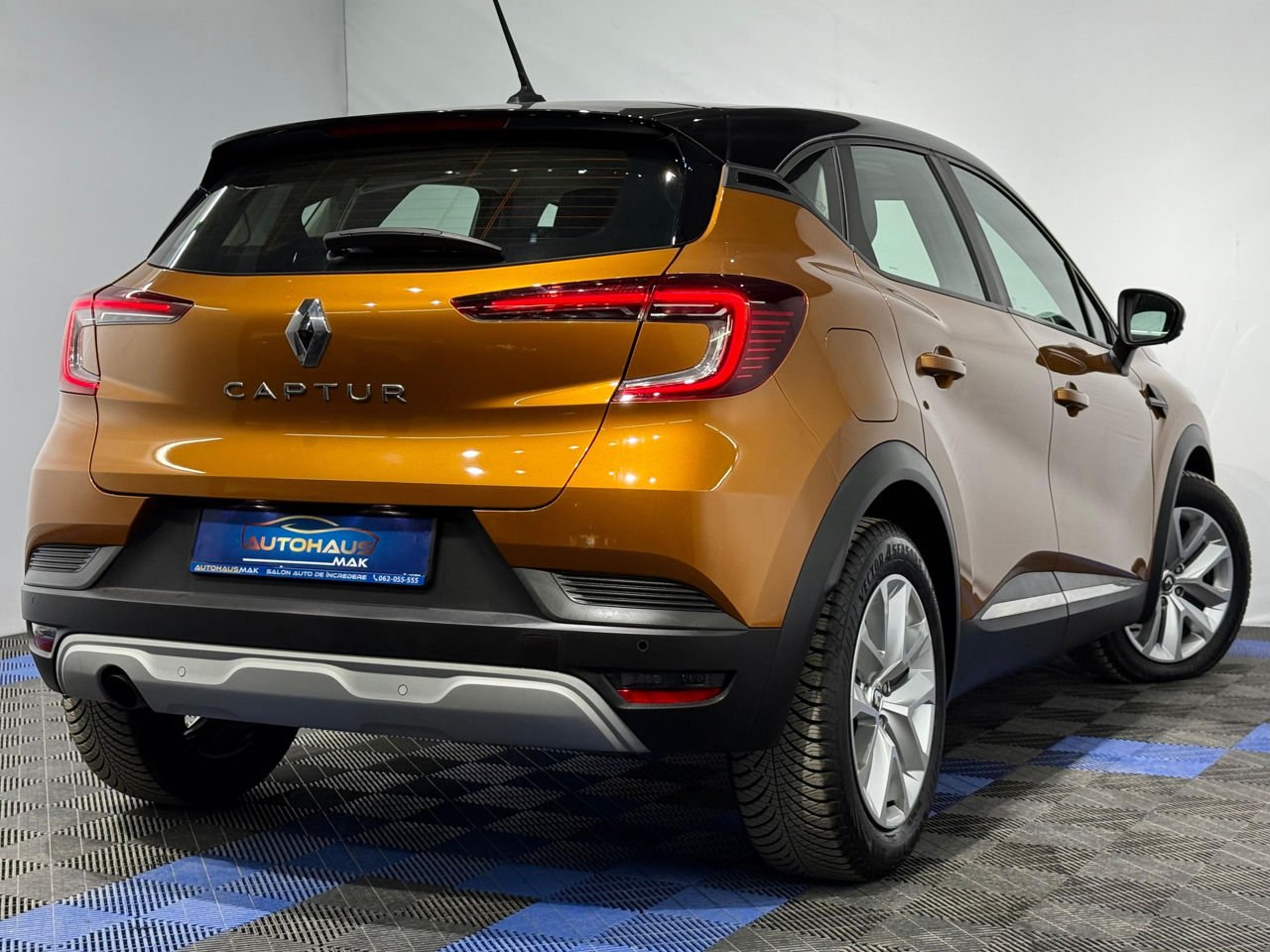 Renault Captur I (2013 - ) image