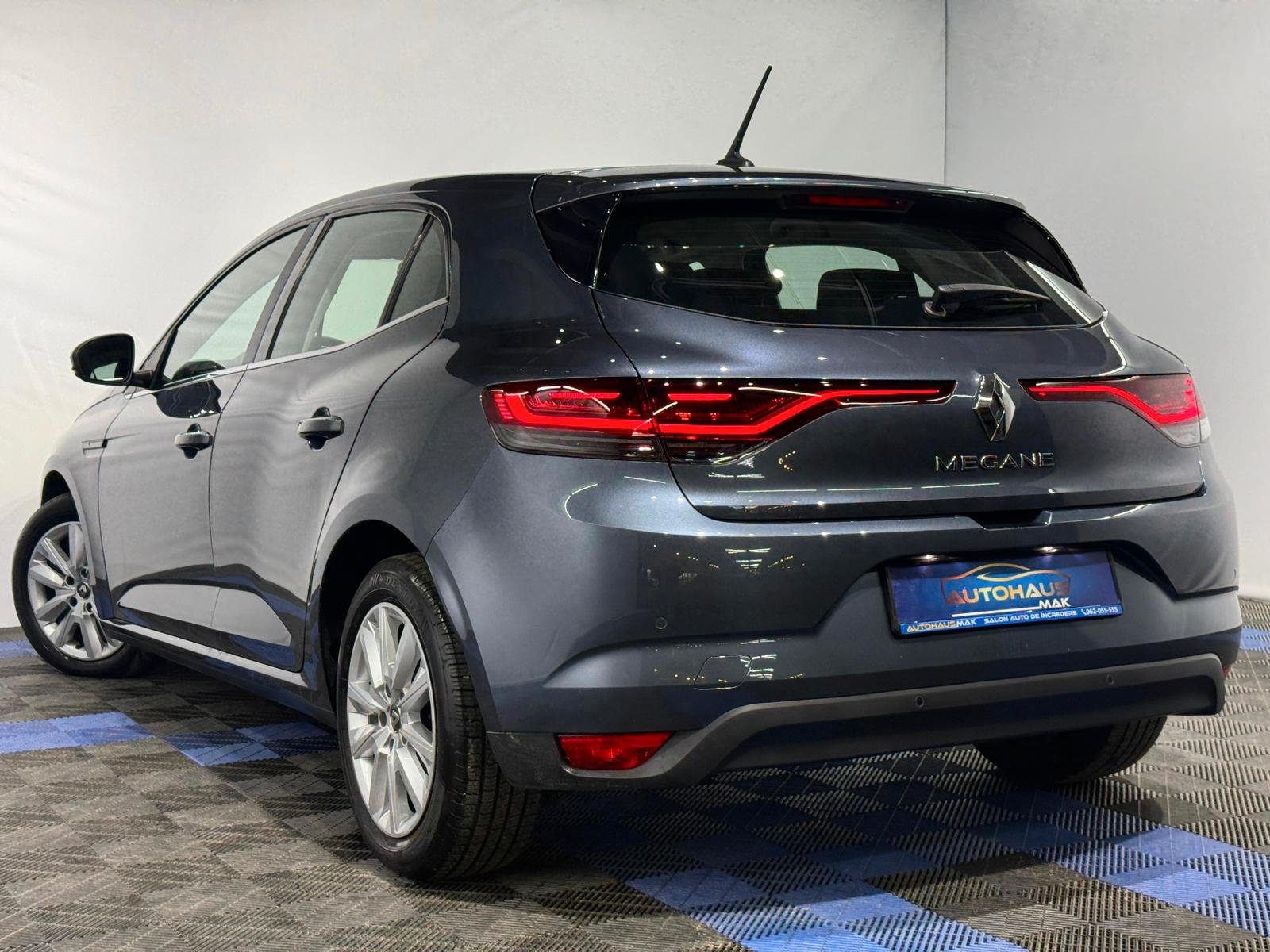 Renault Megane IV (2016 - ) image