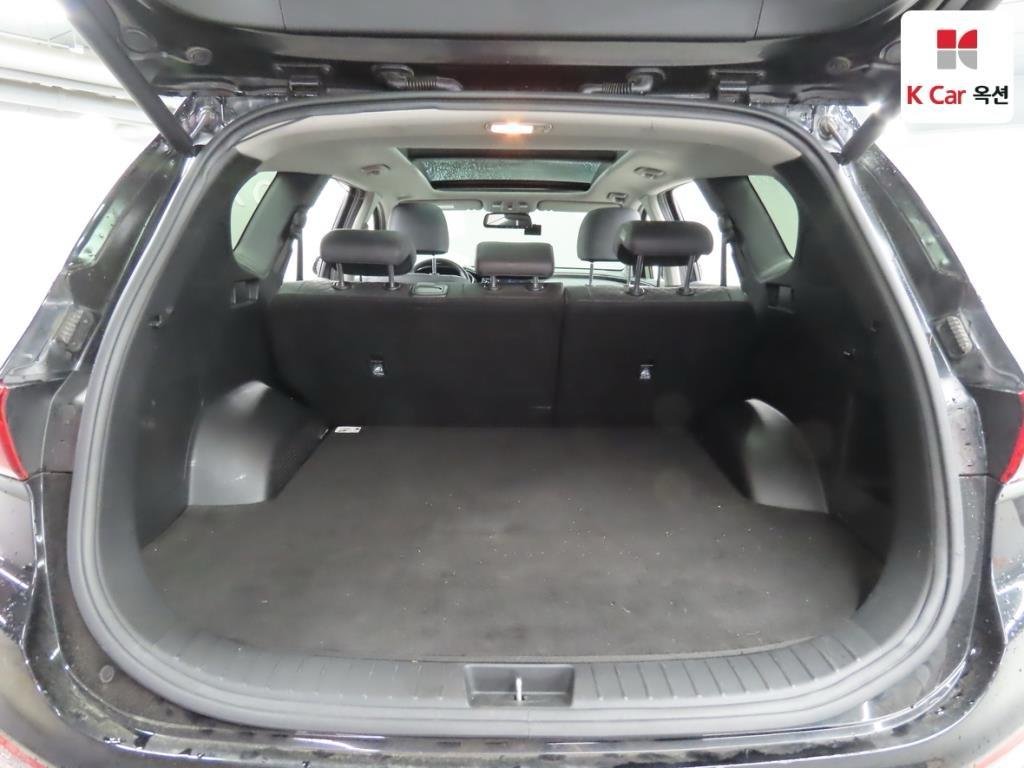 Hyundai Santa Fe IV (2018 - ) image