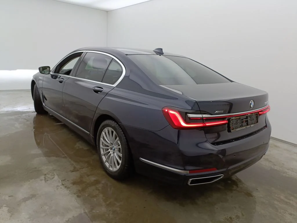 BMW 7 Series G11/G12 (2015 - 2022) image