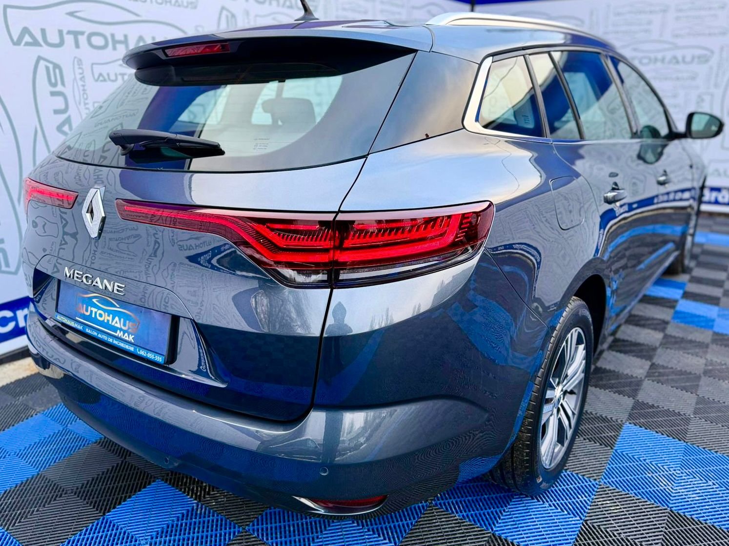 Renault Megane IV (2016 - ) image