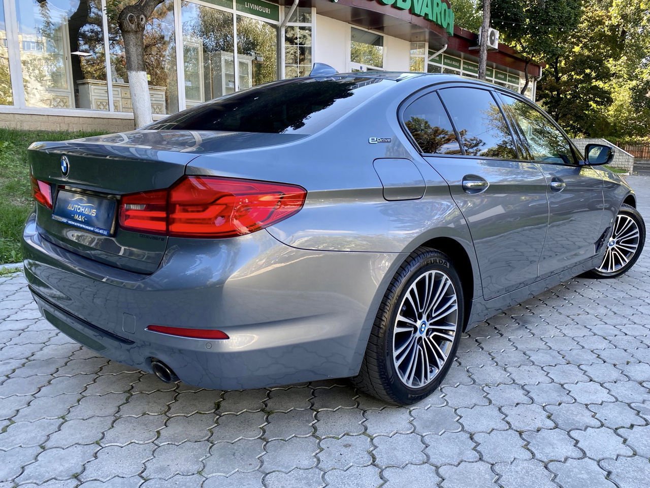 BMW 5 Series G30 (2017 - ) image
