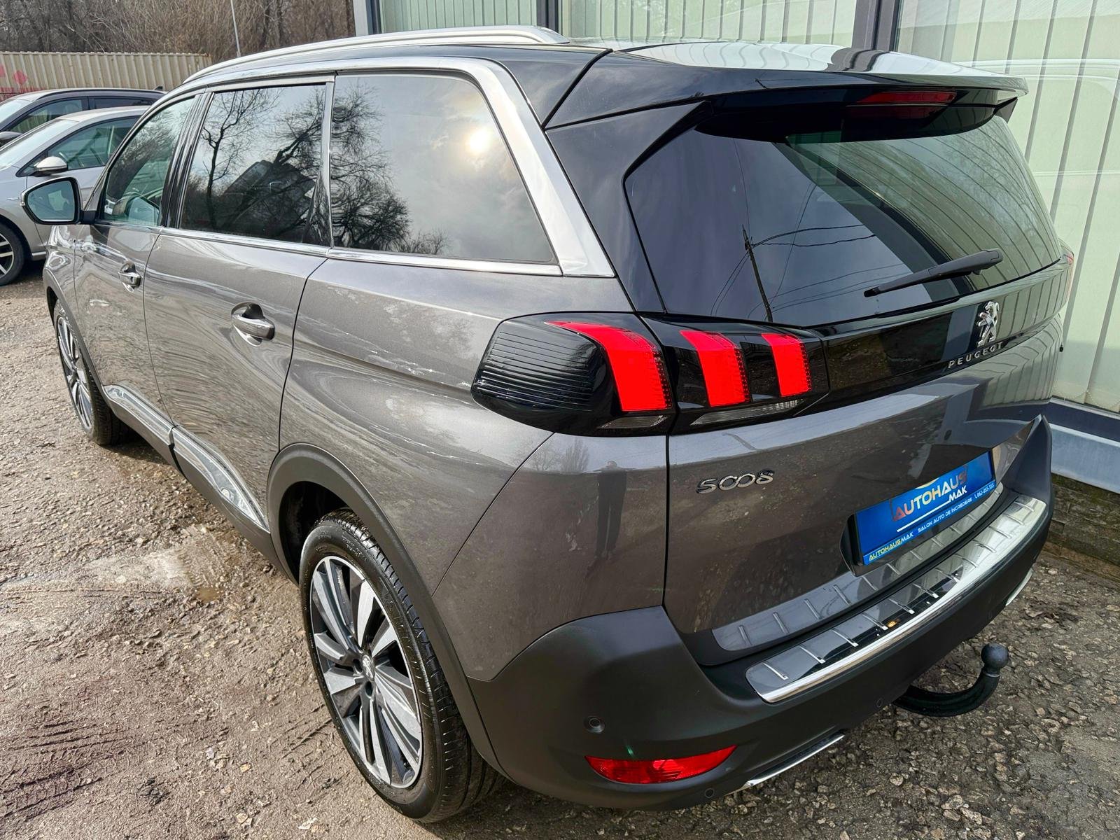 Peugeot 5008 II (2017 - ) image