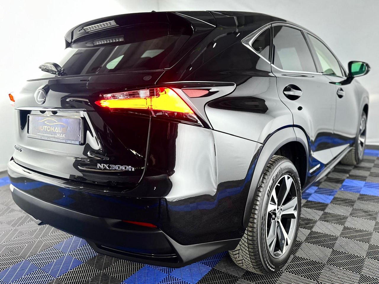 Lexus NX I (2014 - 2021) image