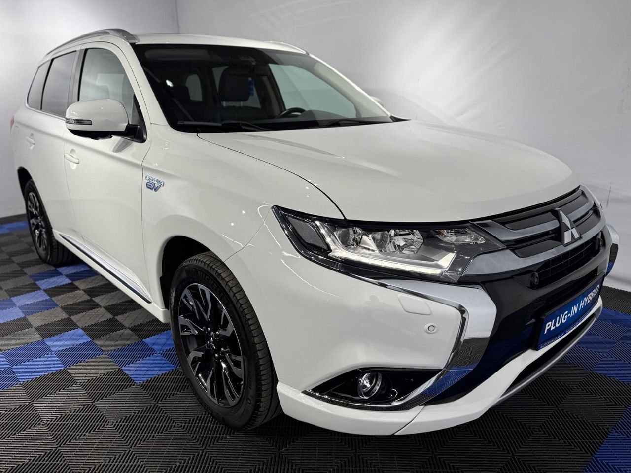 Mitsubishi Outlander III (2012 - 2021) image