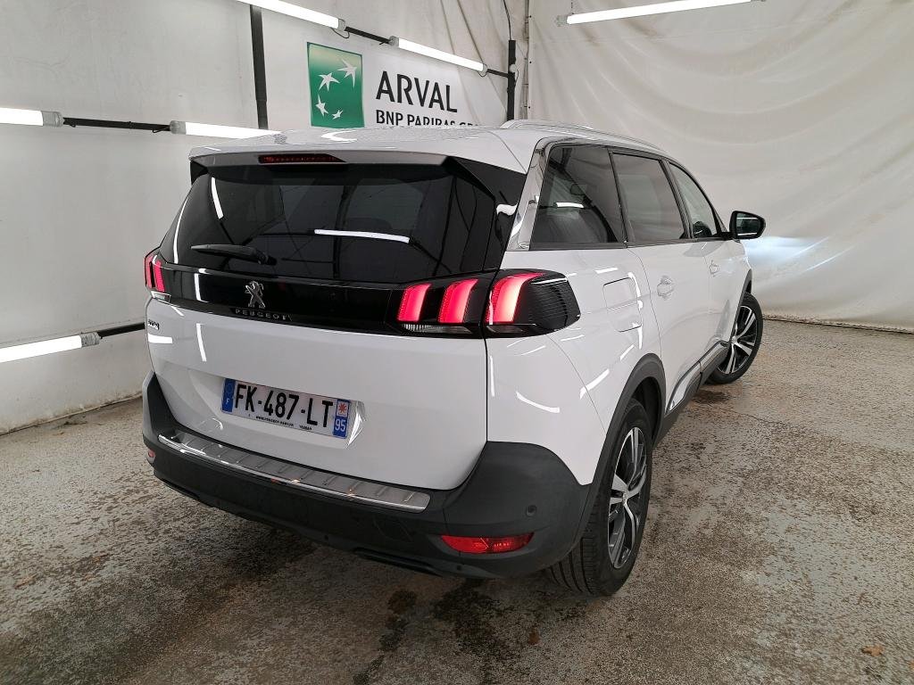 Peugeot 5008 II (2017 - ) image