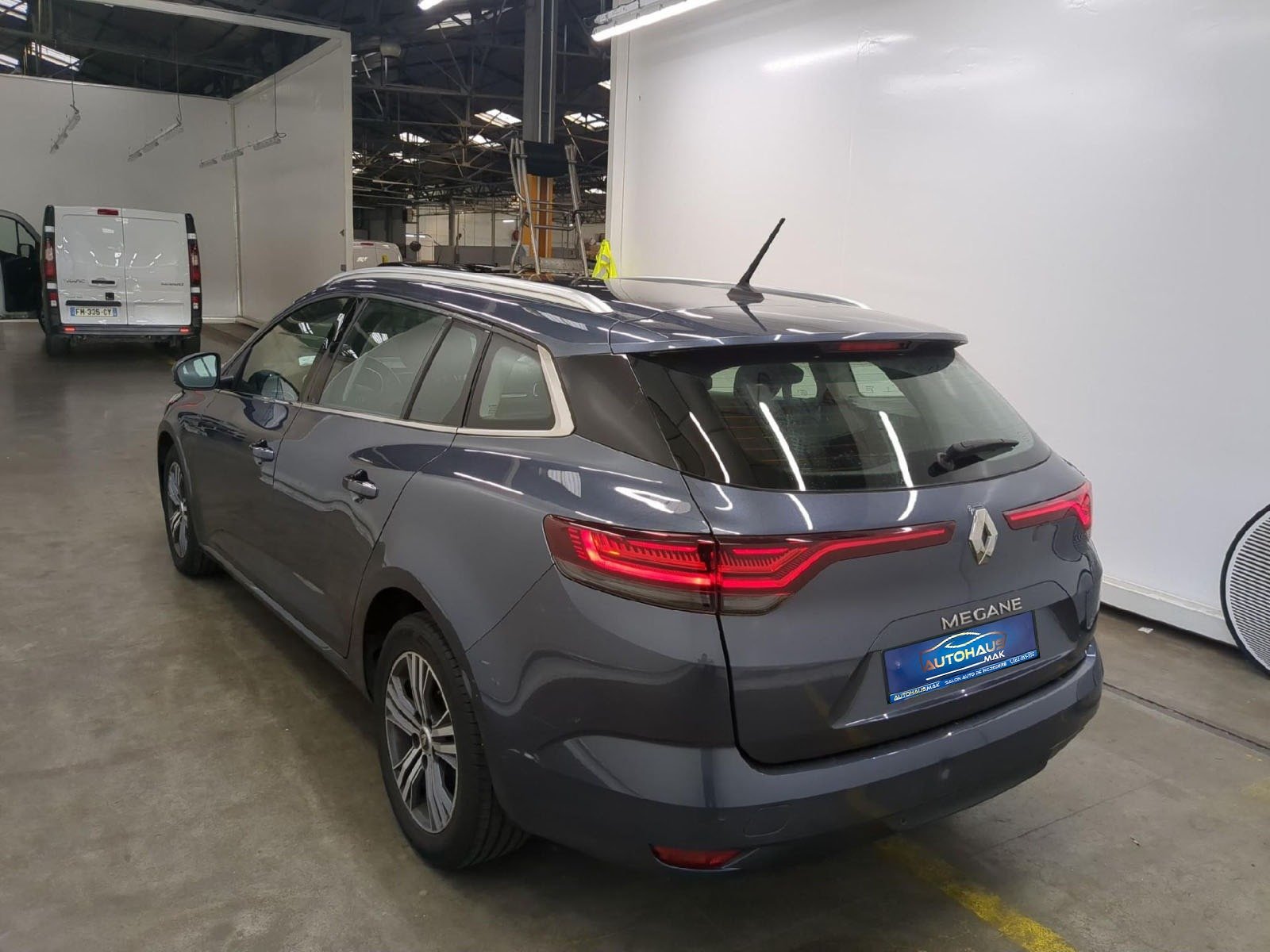 Renault Megane IV (2016 - ) image