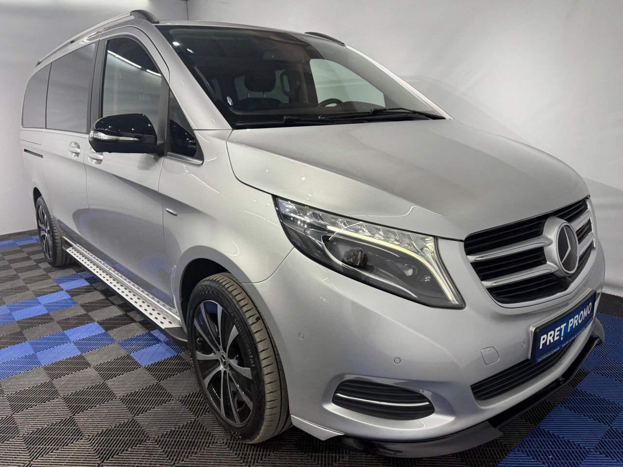 Mercedes-Benz V-Class W447 (2014 - ) image