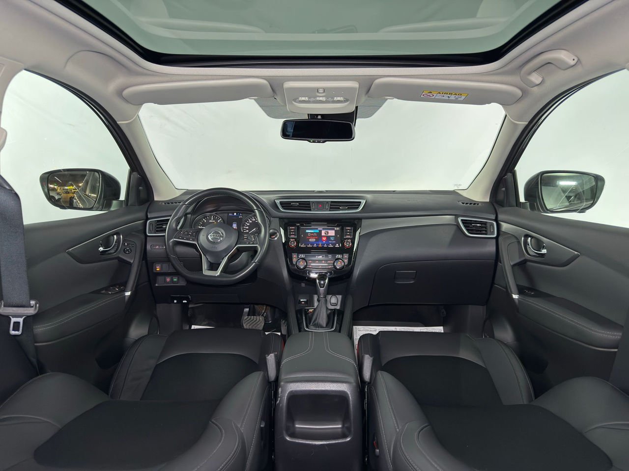 Nissan Qashqai J11 (2013 - 2021) image