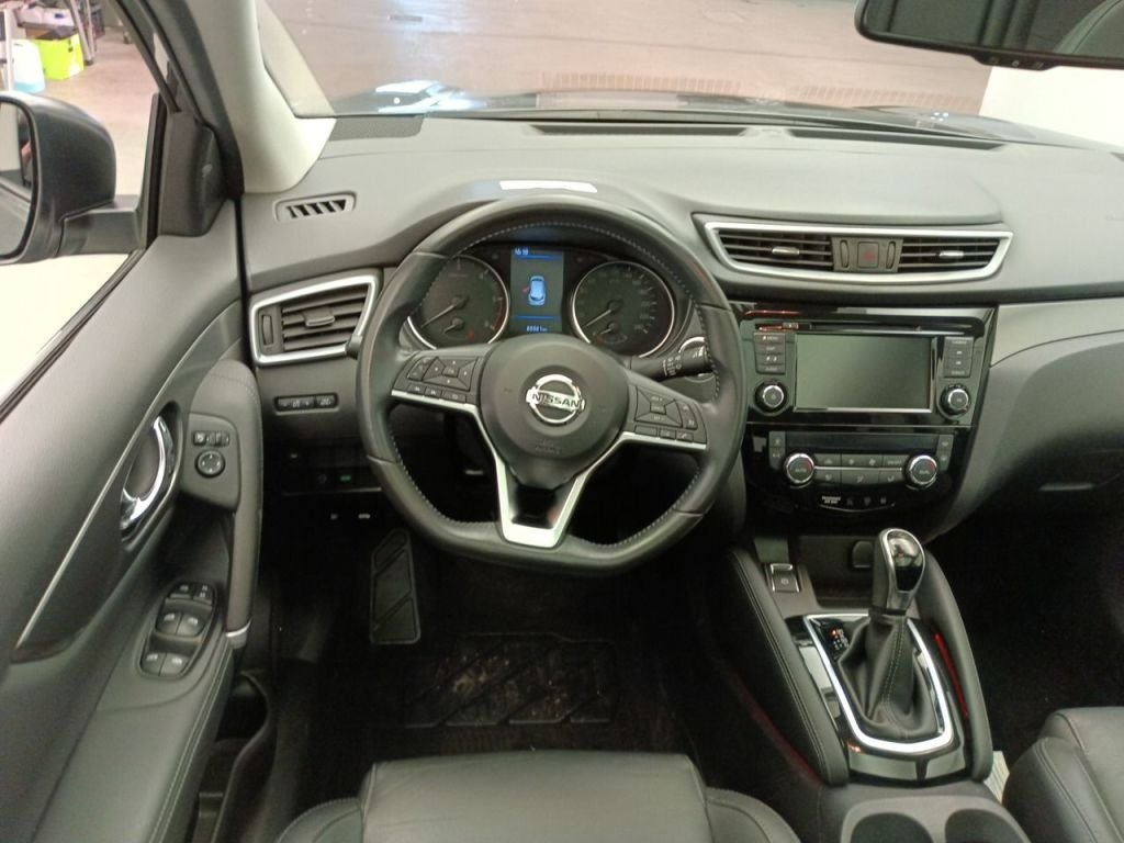 Nissan Qashqai J11 (2013 - 2021) image