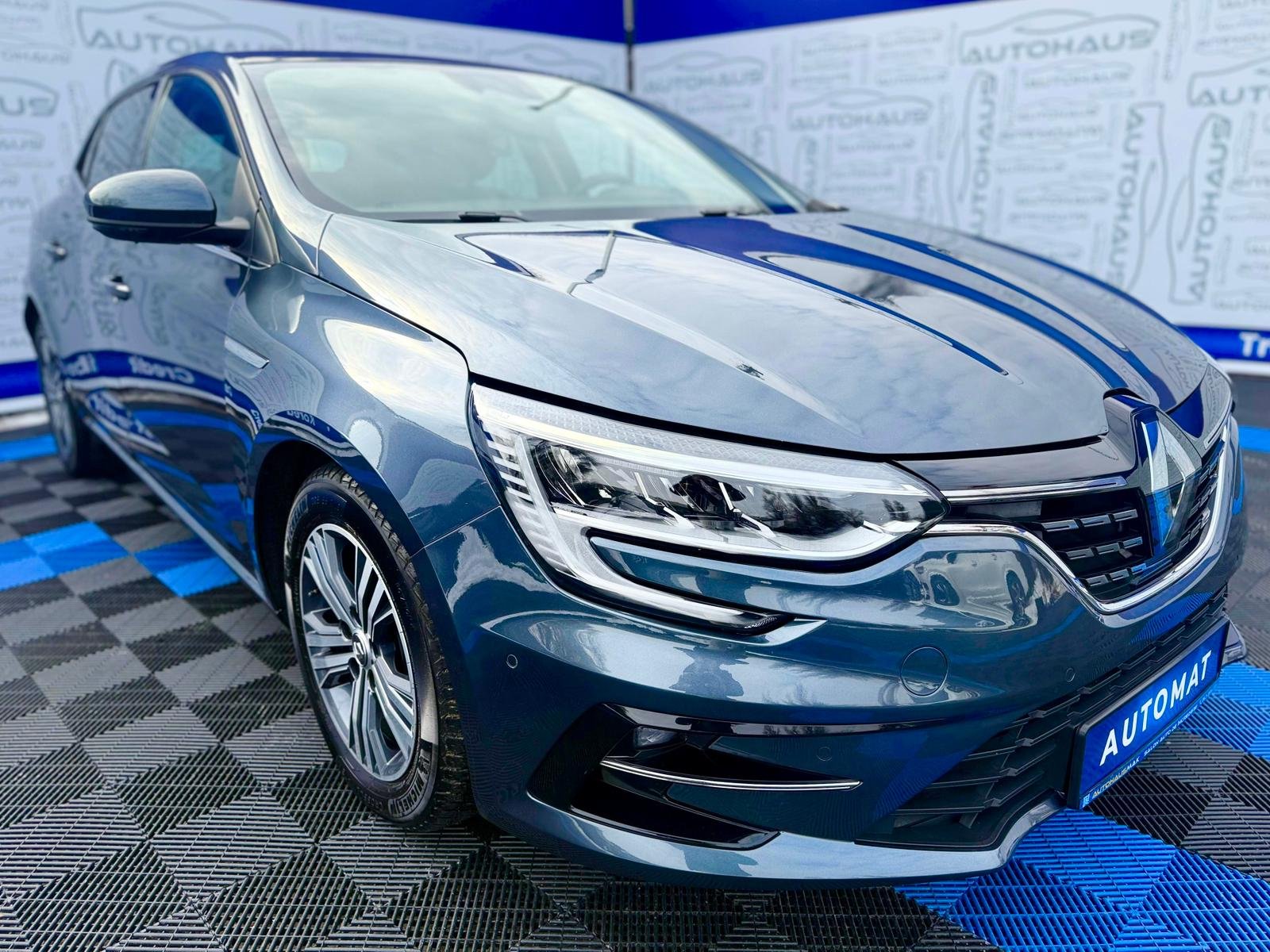 Renault Megane IV (2016 - ) image